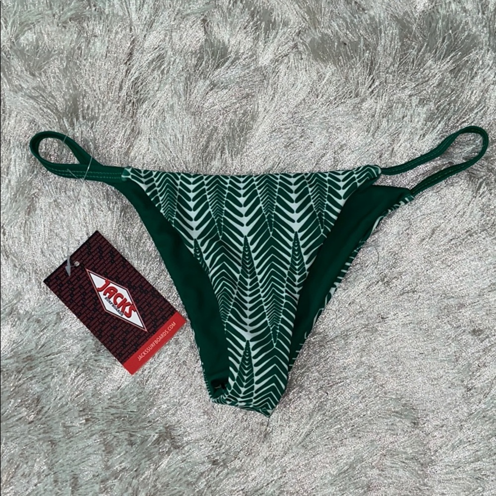 Bikini bottoms